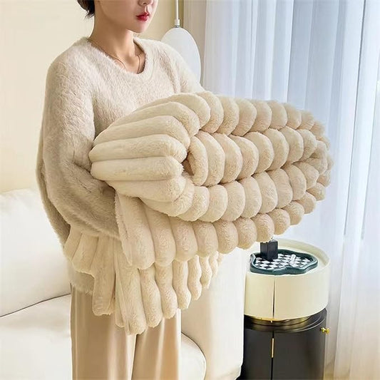 Luxurious Faux Rabbit Fur Throw Blanket + 2 Pillowcases